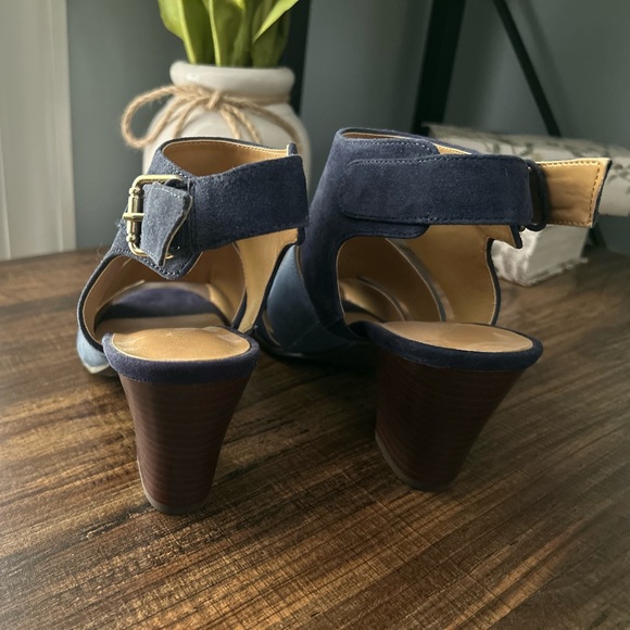 Tommy Hilfiger  Karaoke Stacked Heel Open Toe Shoes Size 7.5 - Picture 6 of 8